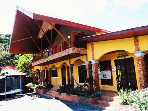 Albergue Hostal Nomba