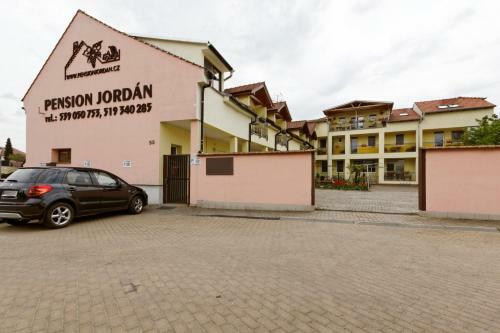Hostal Penzion Jord�n
