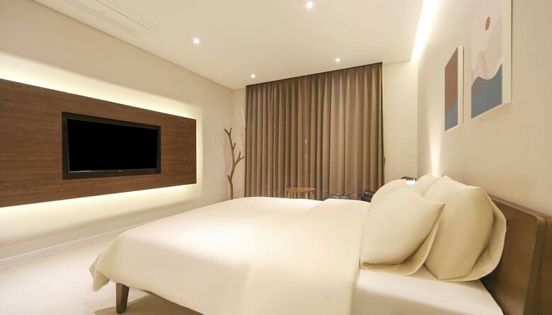 Hermon Hotel Gangseo