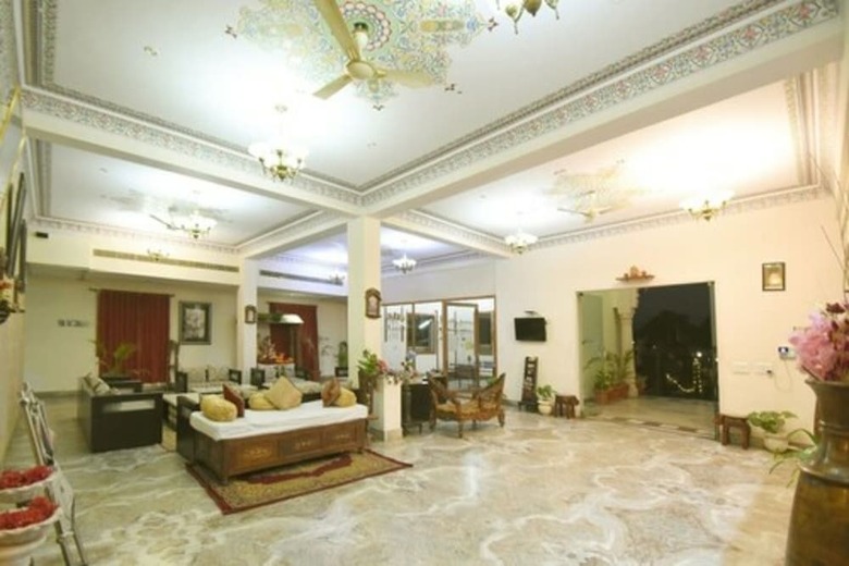 Hotel Satyam Palace