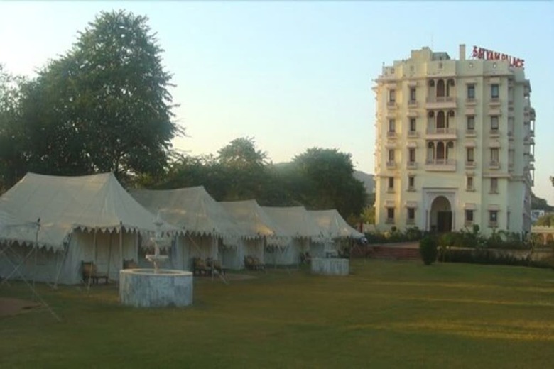 Hotel Satyam Palace