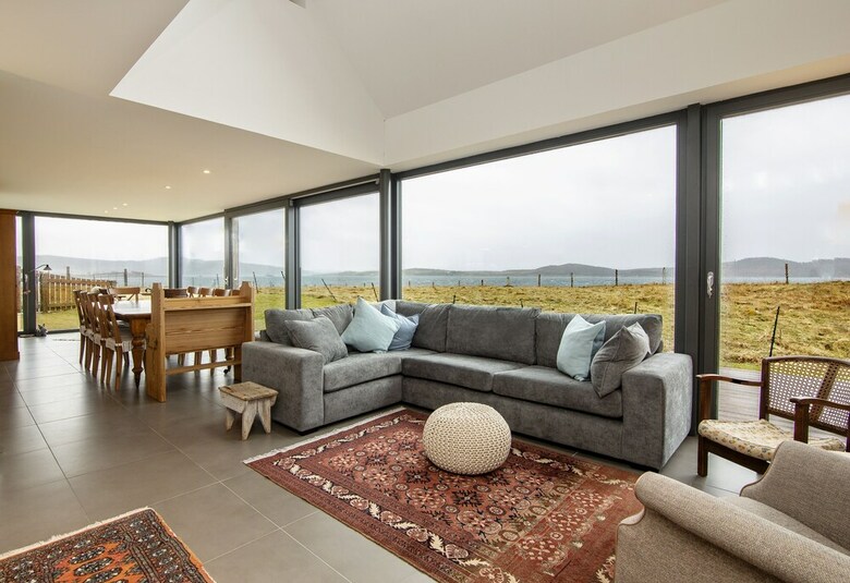 Residencia Luxury Coastal Retreat With Stunning Views