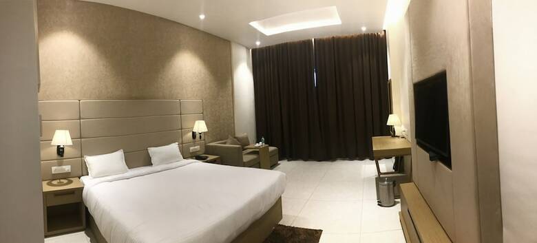 Hotel Tgs