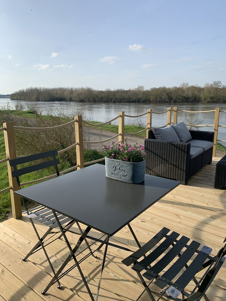 248 Riverside