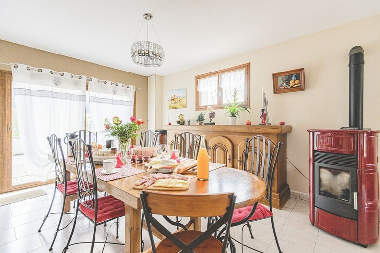 Hotel Chambres D'h�tes Les Colombes