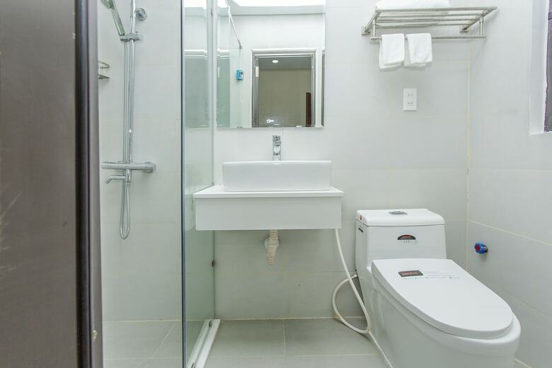 Hotel Oyo 1048 Marina Apartment