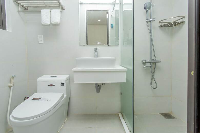 Hotel Oyo 1048 Marina Apartment