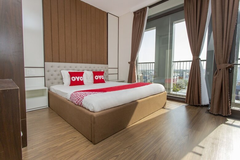 Hotel Oyo 1048 Marina Apartment