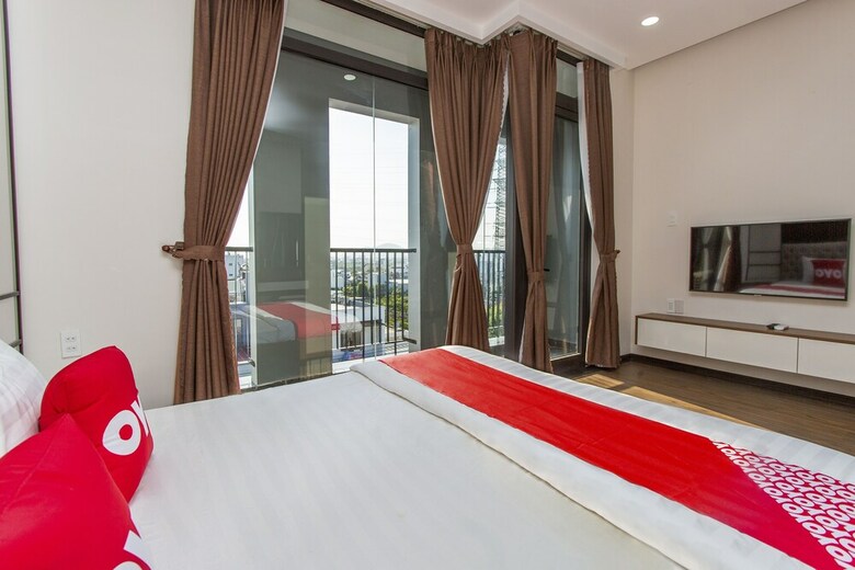 Hotel Oyo 1048 Marina Apartment