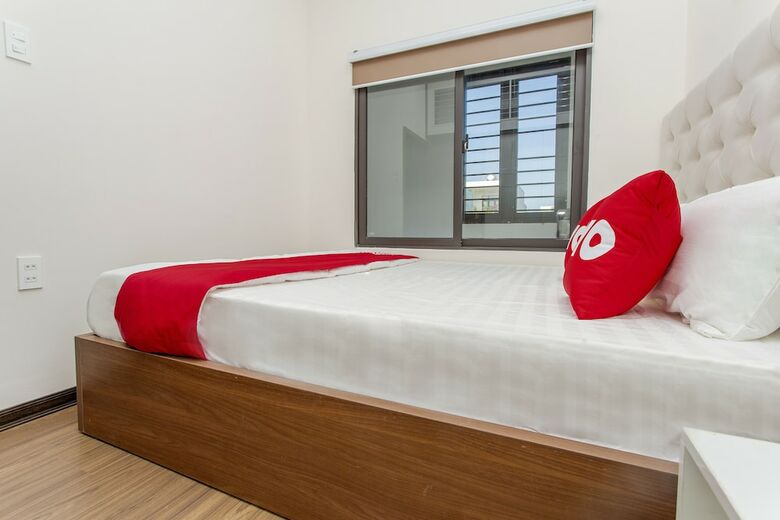 Hotel Oyo 1048 Marina Apartment