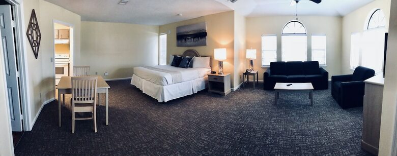 Hotel Mariners Suites