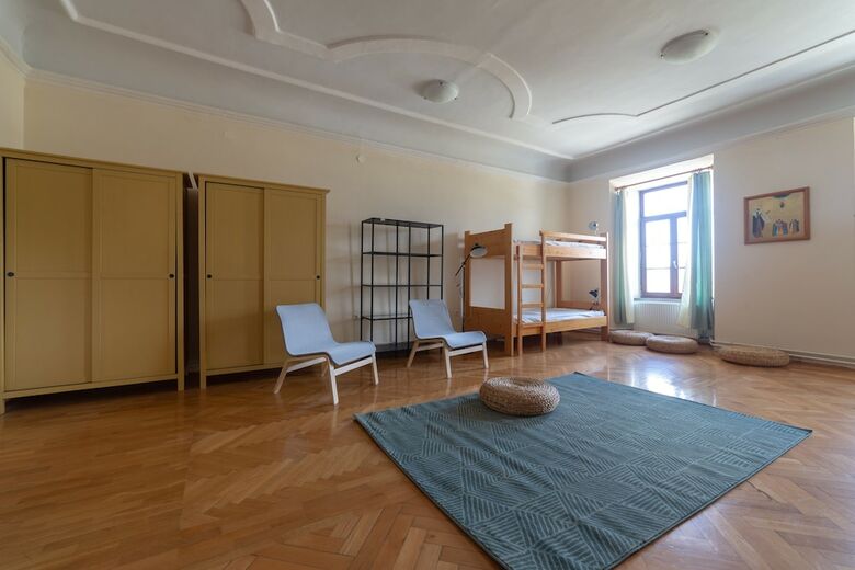 Hostal Hostel Javni Zavod Mekinjski Samostan