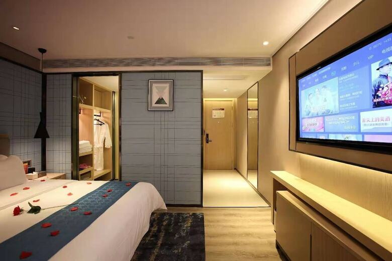 Zhenshang Hotel