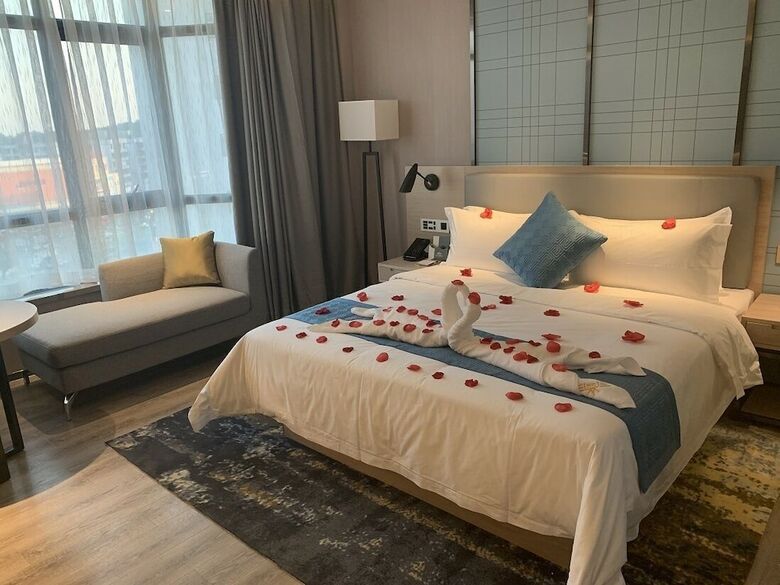 Zhenshang Hotel