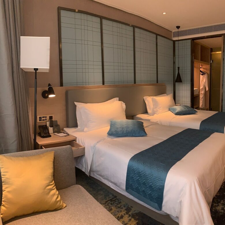 Zhenshang Hotel