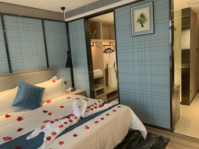 Zhenshang Hotel