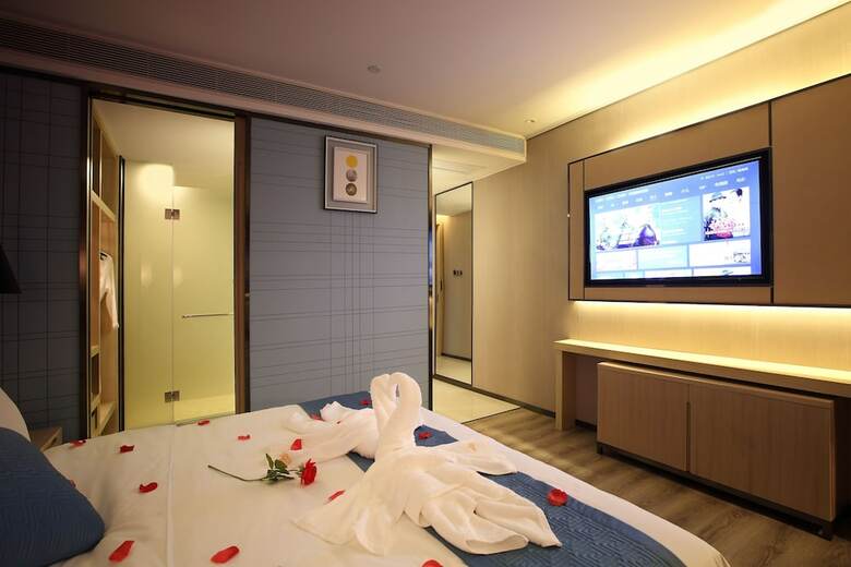 Zhenshang Hotel
