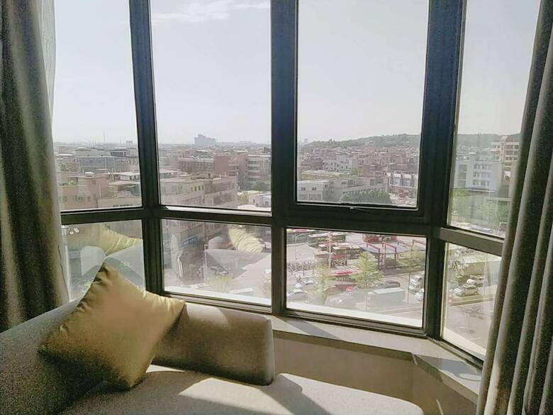 Zhenshang Hotel