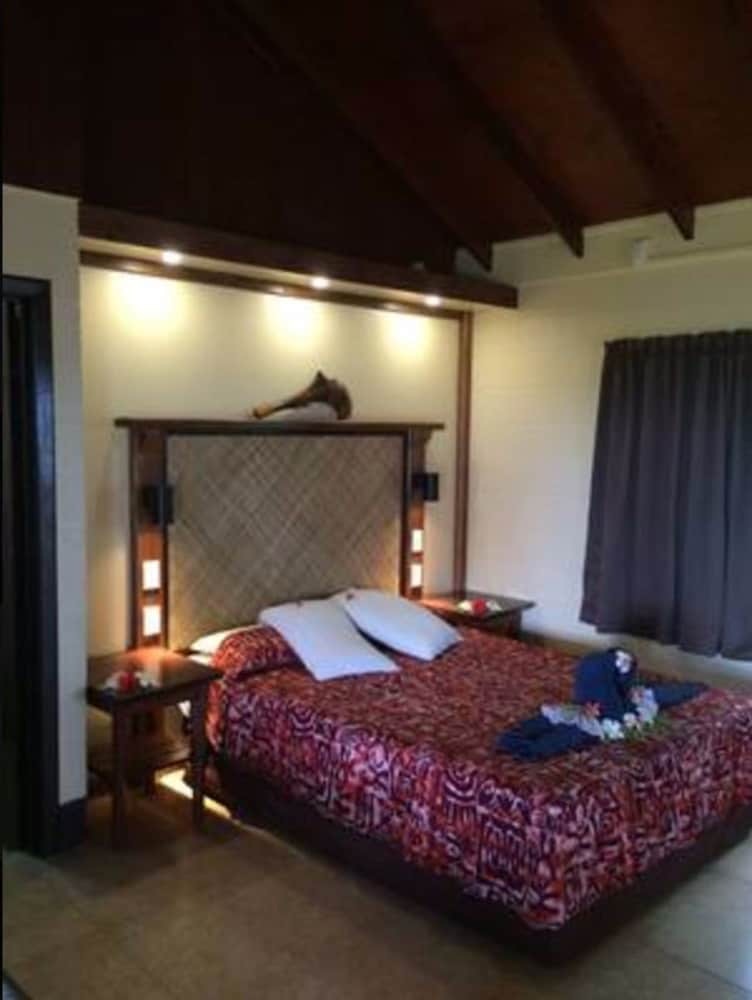 The Savaiian Hotel