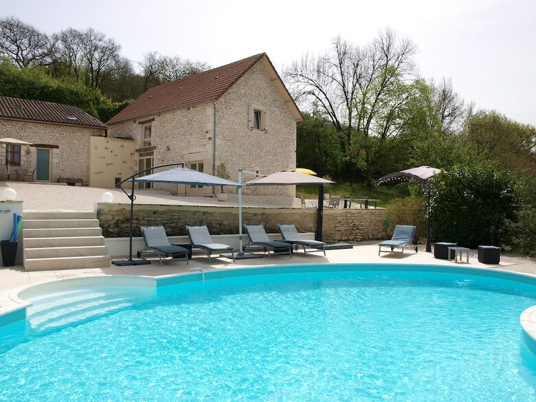 Domaine Des Pierres Blanches - B&B