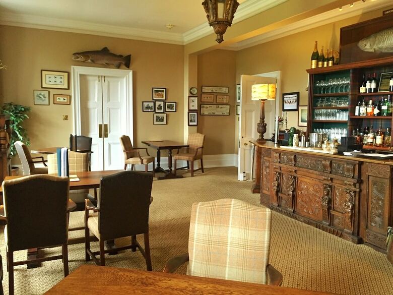 Hotel Raemoir House