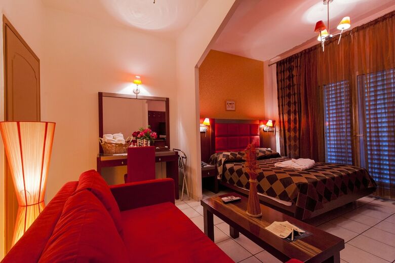 Krikonis Suites Hotel
