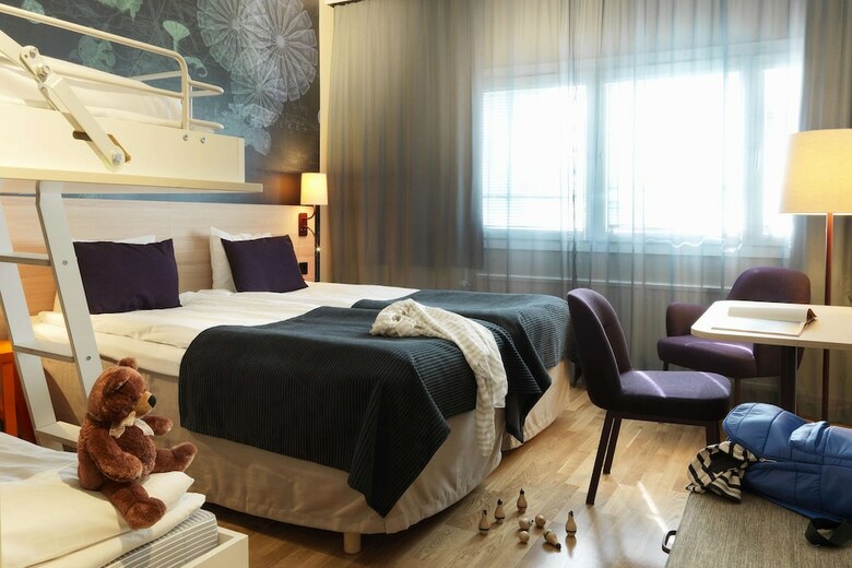 Hotel Scandic �rebro V�st