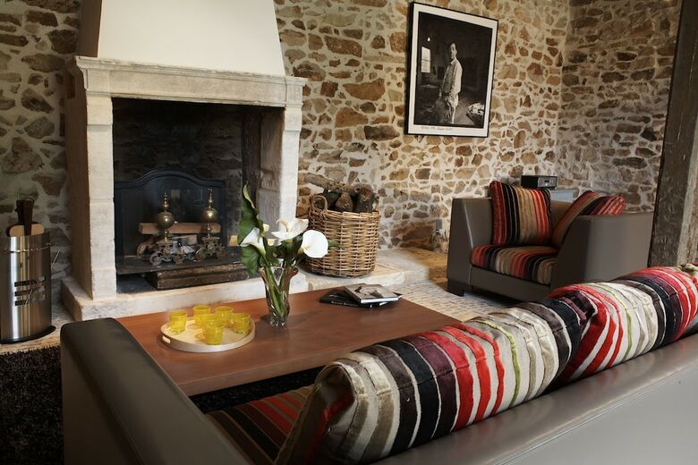 Hotel La Chapelle Saint - Martin Relais & Chateaux