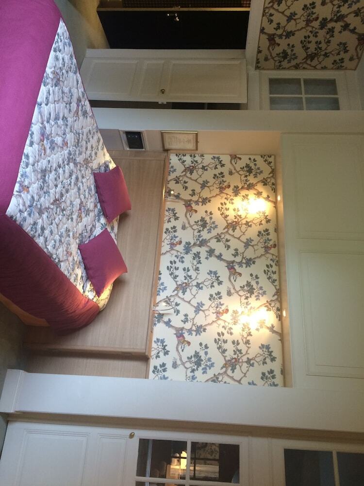 Hotel La Chapelle Saint - Martin Relais & Chateaux