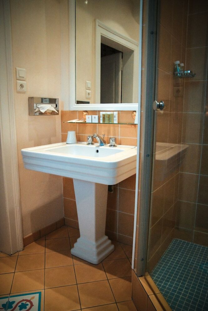 Hotel La Chapelle Saint - Martin Relais & Chateaux