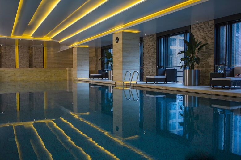 Renaissance Shanghai Caohejing Hotel