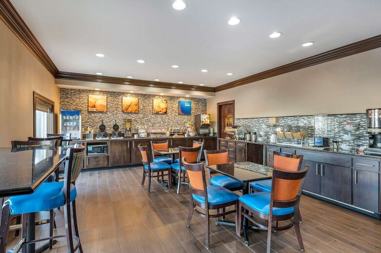 Hotel Quality Inn & Suites