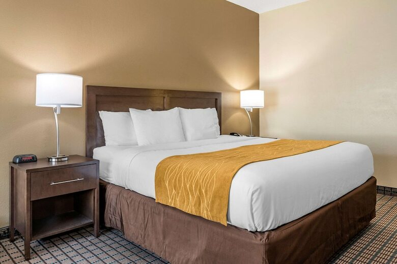 Hotel Quality Inn & Suites