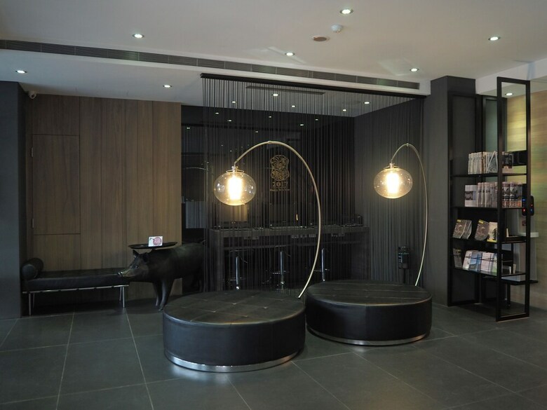 The Riverside Hotel International