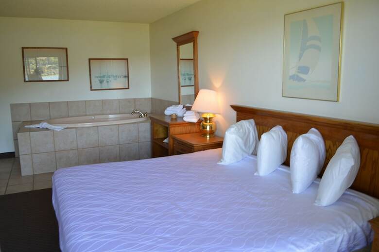 Hotel Jot's Resort