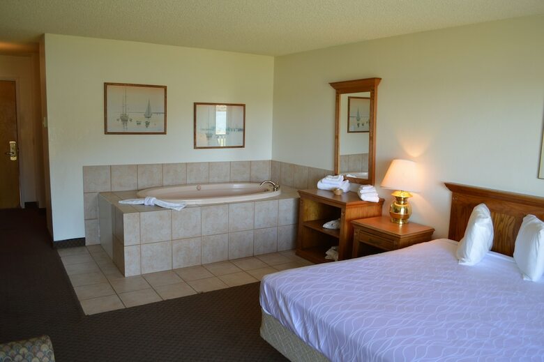 Hotel Jot's Resort