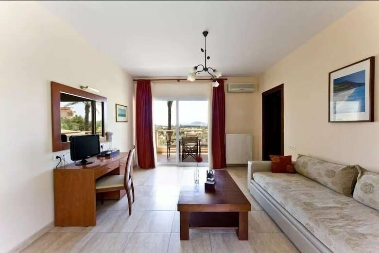 Kelyfos Hotel Bungalows And Suites