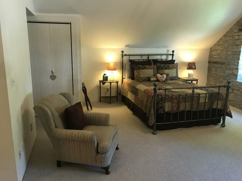 Corner George Inn Bed & Breakfast