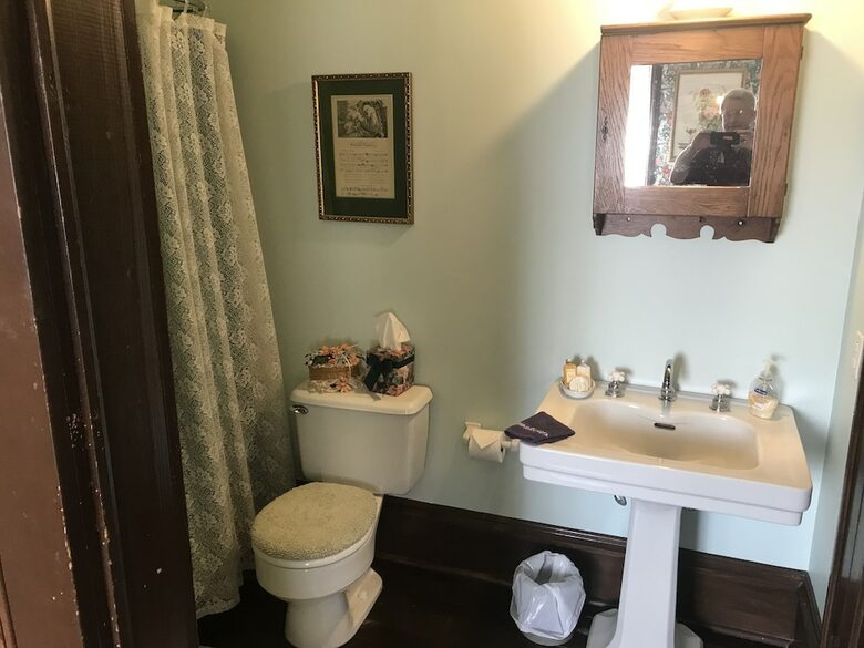 Corner George Inn Bed & Breakfast