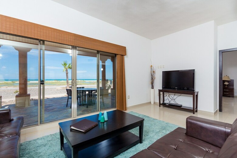 Aparthotel Laguna Shores Resort