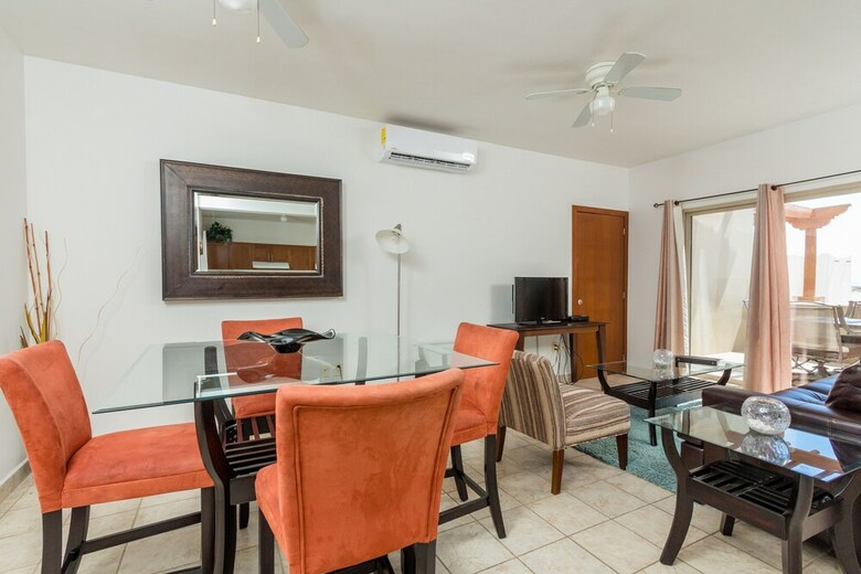 Aparthotel Laguna Shores Resort