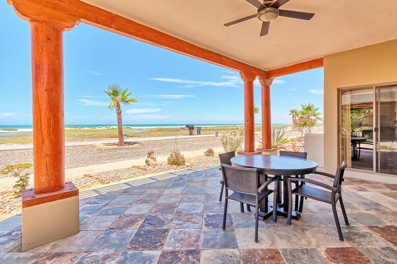 Aparthotel Laguna Shores Resort