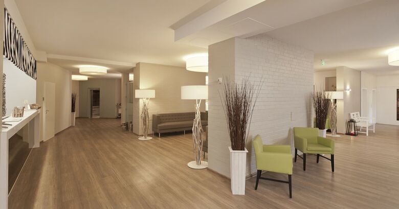 Strandhotel Weissenh�user Strand