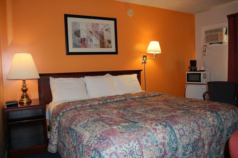 Motel Canton Inn