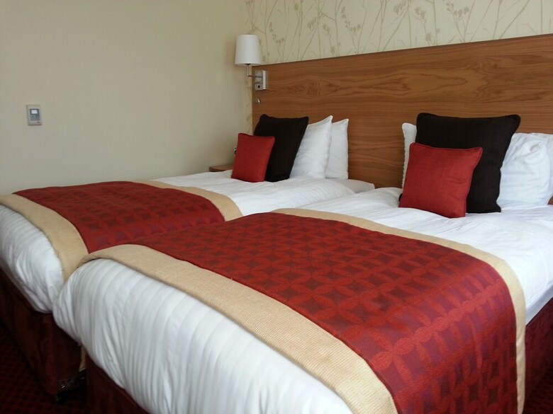 Best Western Plus Milford Hotel