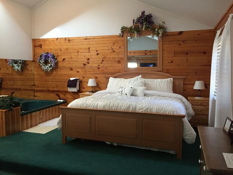 Bed & Breakfast Wisteria Lane Lodging