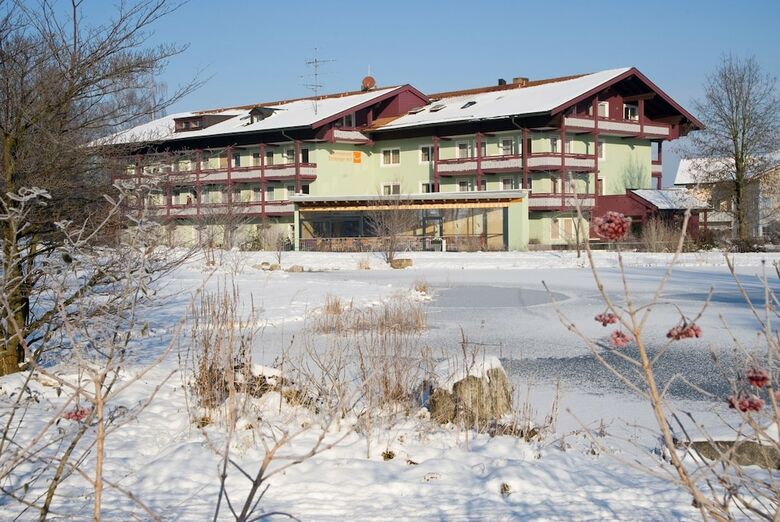 Thermenhotel Str�binger Hof Incl Therme Und Sauna