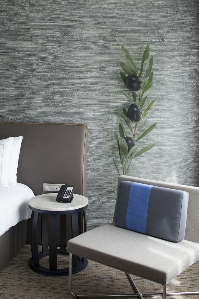 Ramada Hotel & Suites By Wyndham Kemalpasa Izmir