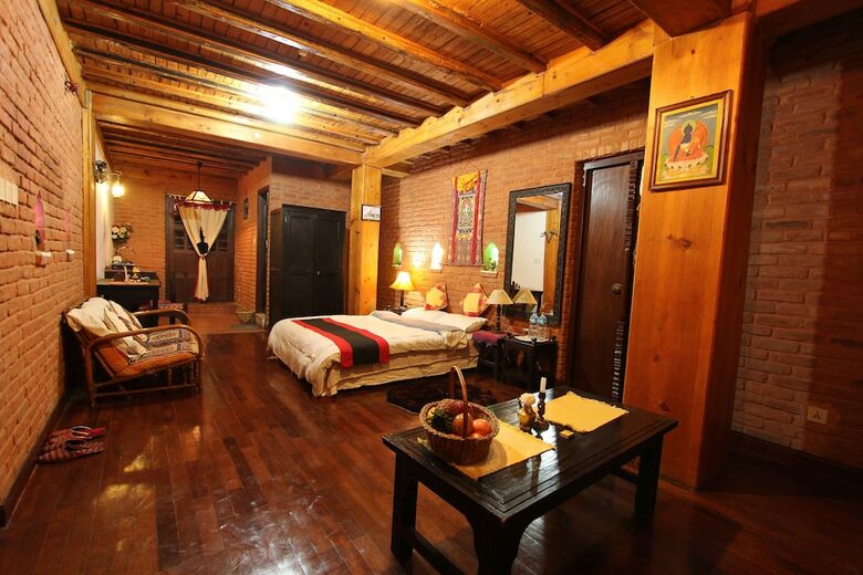 World Heritage Hotel & Aparments