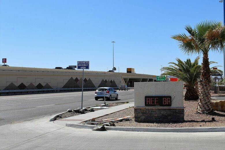 Motel Desert Inn
